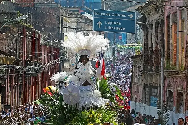 2 de Julho: multidão vai às ruas para comemorar a independência da Bahia