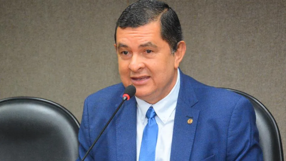 Ricardo Rodrigues aplaude inauguração do Senar em Irecê