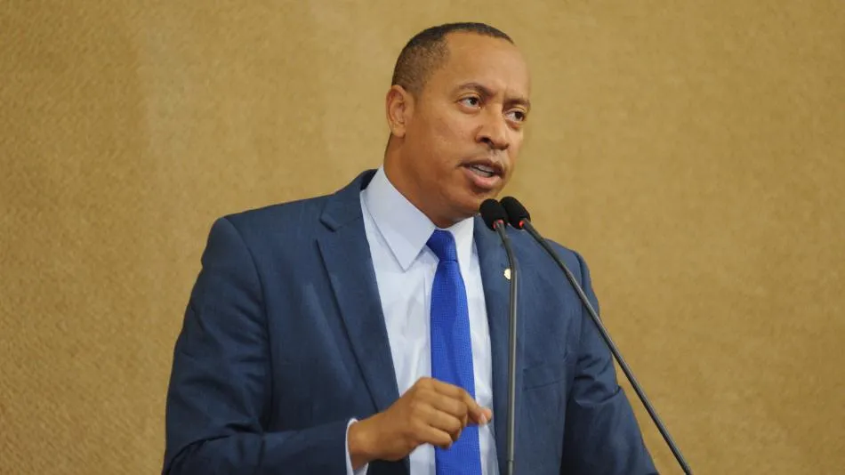 Jurailton reivindica implantação de comando da PM em Irecê