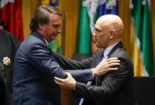  Moraes nega pedido de Bolsonaro para viajar aos EUA para posse de Trump
