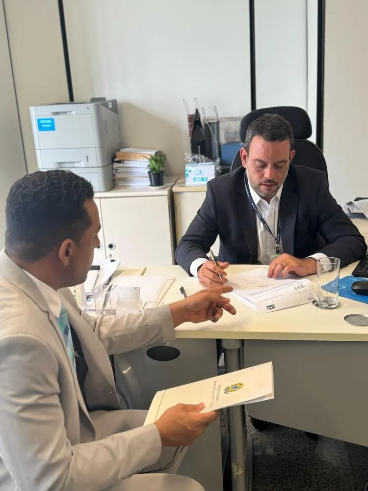 Acácio Teles, prefeito de Mulungu do Morro, está em Brasília em busca de investimentos para o município