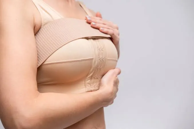 Bahia oferece cirurgia de redução de mamas pelo SUS; saiba mais