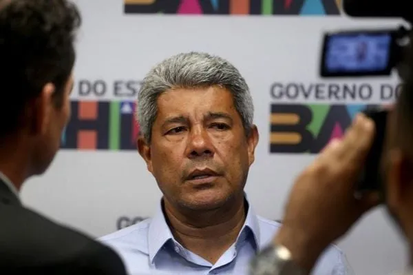 Após Bahia aparecer com as cinco cidades mais violentas do país, Jerônimo diz que avalia com Lula ações contra o tráfico de armas e drogas