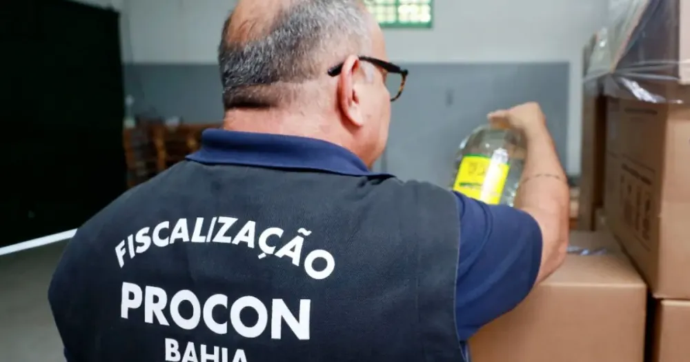 Procon-BA notifica distribuidoras após detecção de bebidas adulteradas com metanol