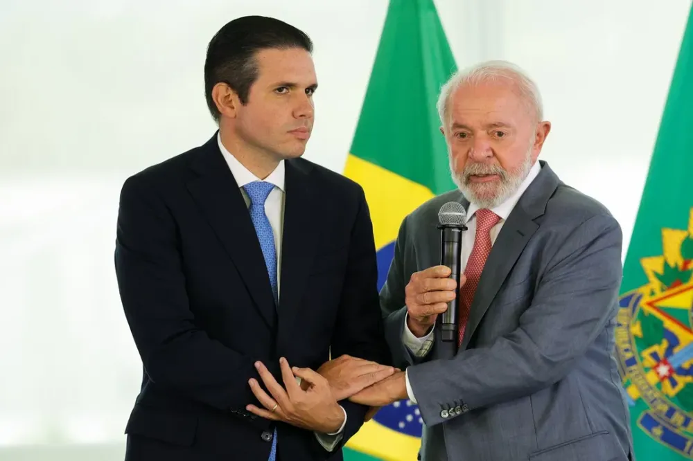 Lula e Motta vão se reunir nesta semana para debater fim da escala 6x1