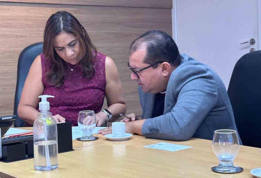 Cafu Barreto solicita Centro Cirúrgico para Hospital de Ibititá